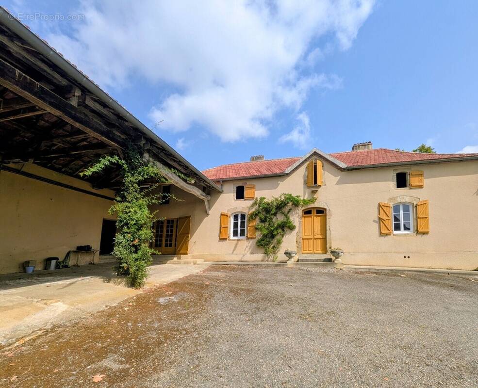 Maison 194 m² à Marciac  - photo 1