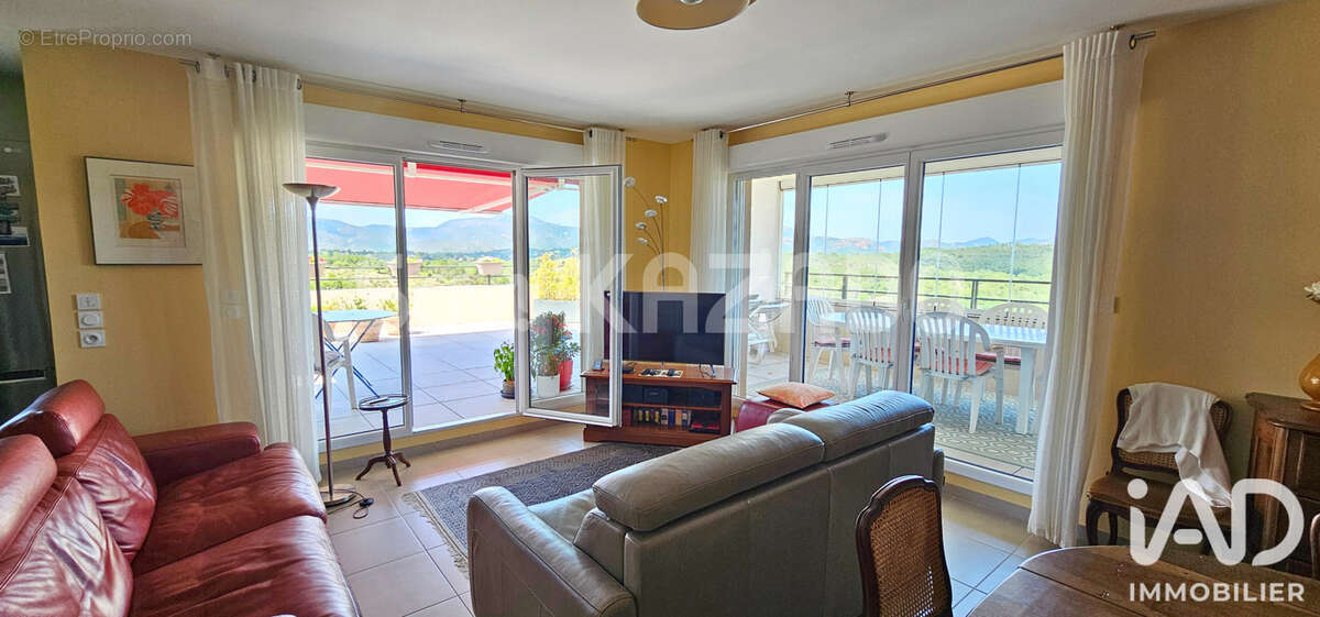 Appartement 87 m² à Saint-Raphael  - photo 2