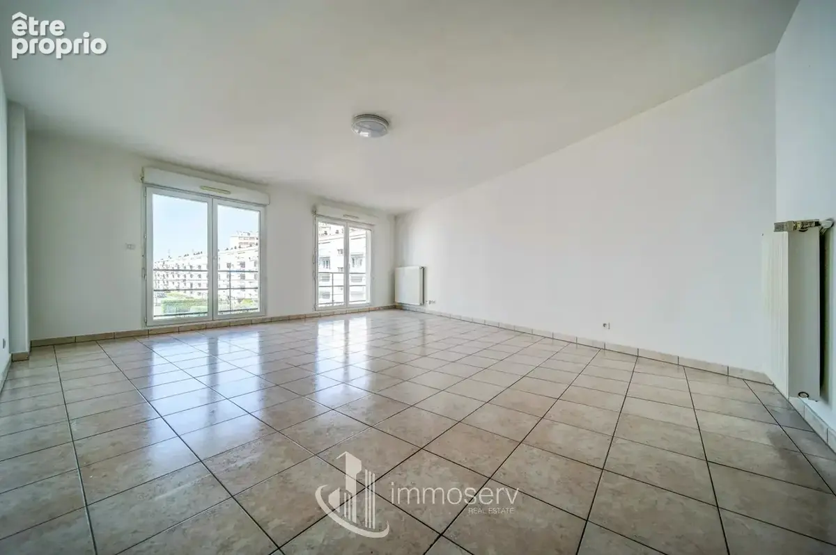 Appartement 4 pièces 75 m² à vendre à Thionville (57100) - photo 3