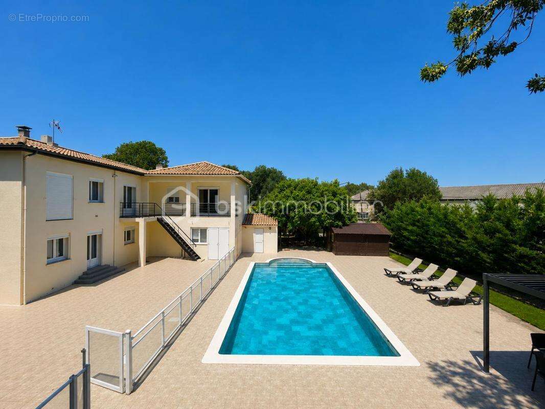 Propriété avec piscine, studio et T2 indépendant à Fabrègues --- - photo 16