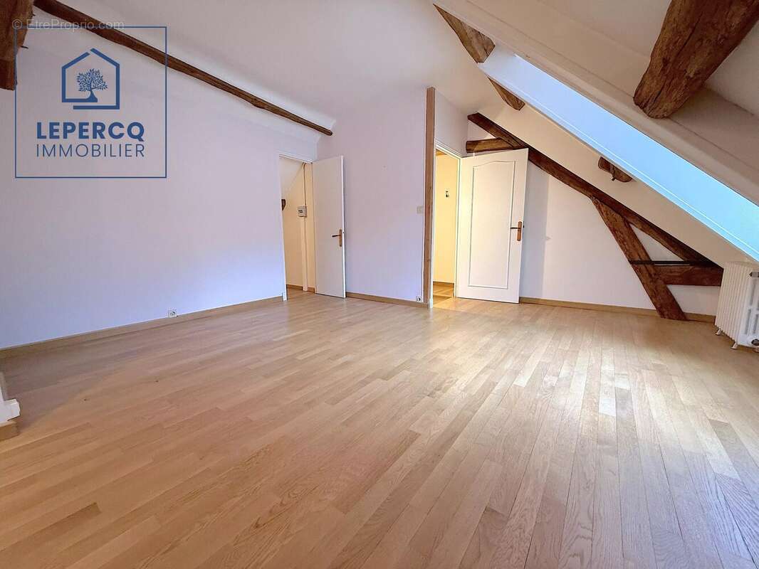 Maison à NANTEUIL-LE-HAUDOUIN