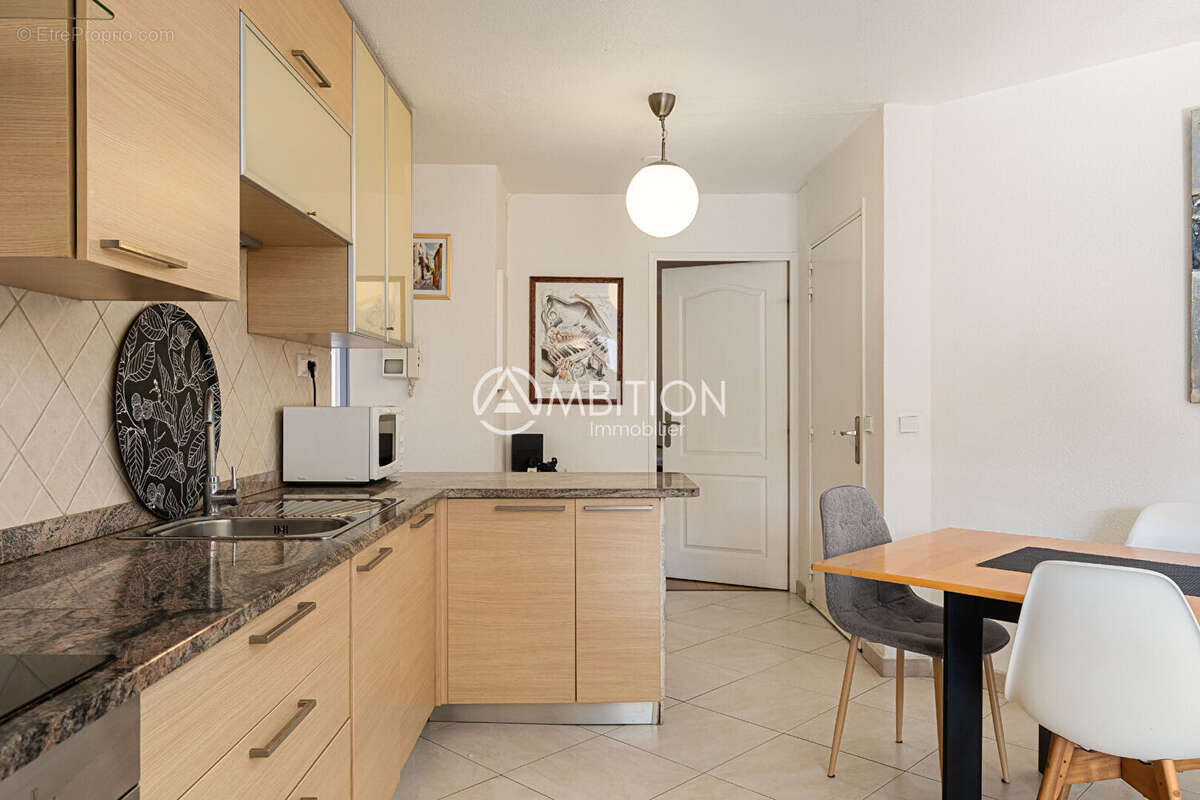 Appartement à FREJUS