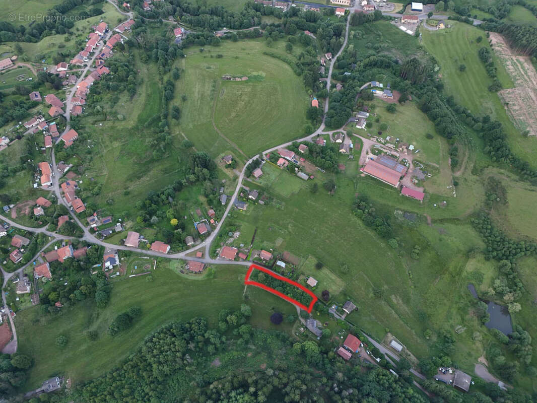 Terrain à BOURG-BRUCHE