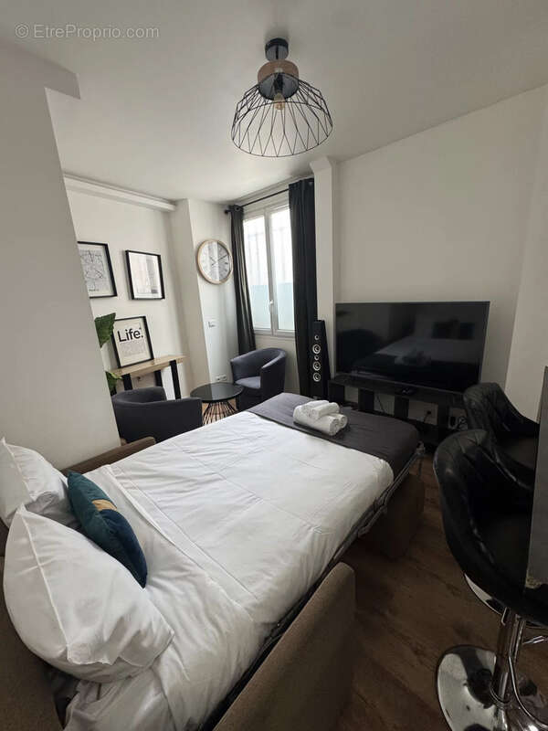 Commerce à PARIS-18E