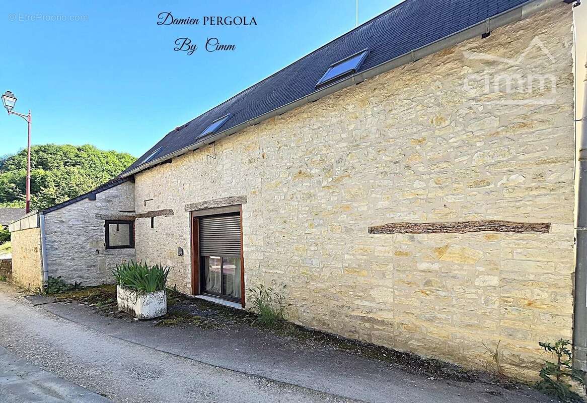Maison à CONDAT-SUR-VEZERE