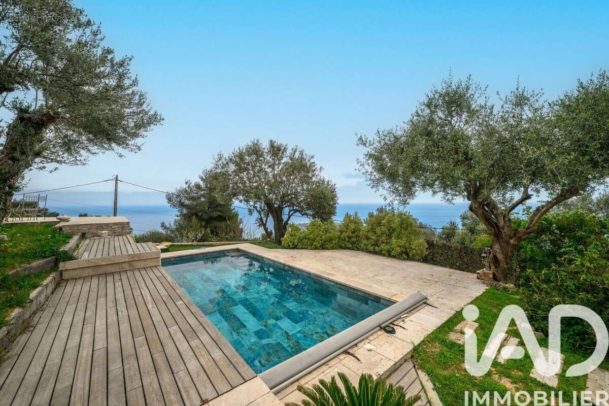 Photo 2 - Maison à ROQUEBRUNE-CAP-MARTIN
