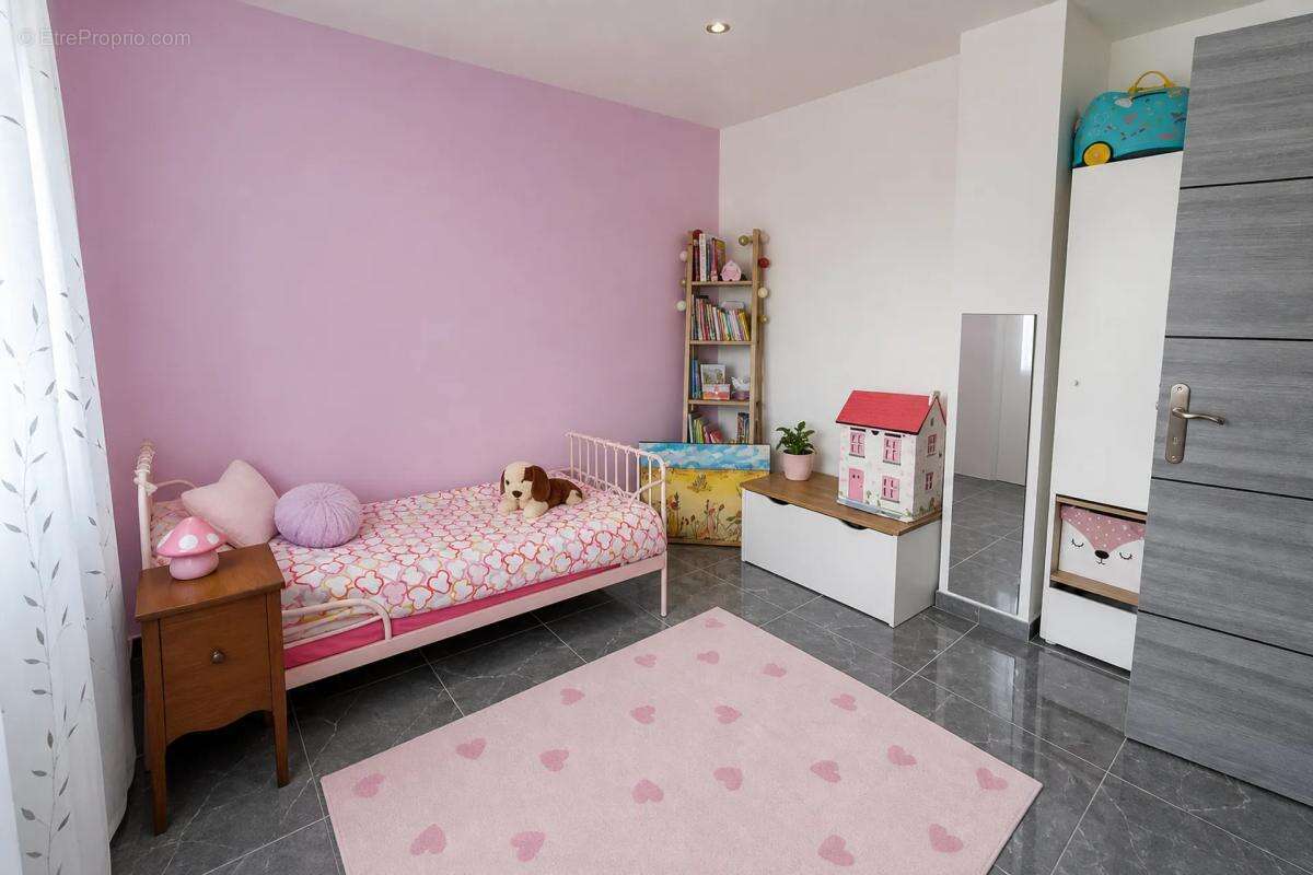 Maison de 6 pièces de 145 m² à Conches-en-Ouche - photo 8