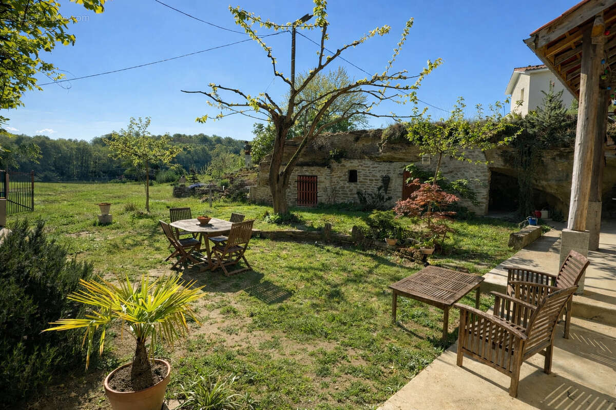 Maison à MONTCHENU
