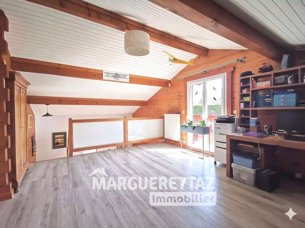Chalet - vue dégagée - calme - 164 m² habitables - 2705 m² de terrain clôturé - Cœur de Boëge ! - photo 22