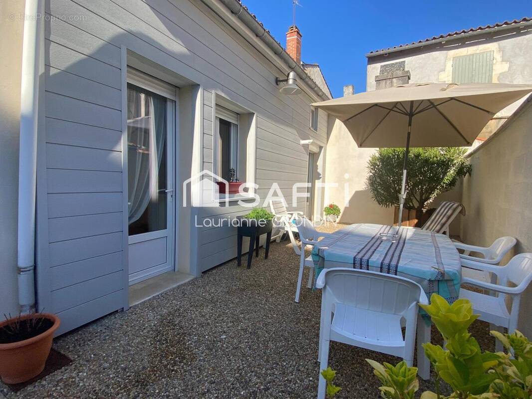 Photo 1 - Maison à SAINT-JEAN-D'ANGELY