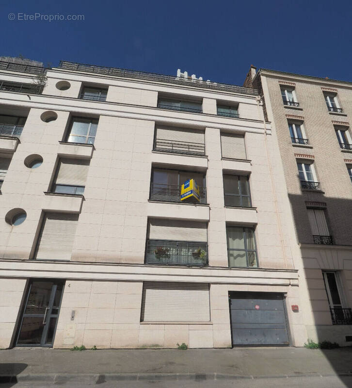 Appartement à PARIS-20E