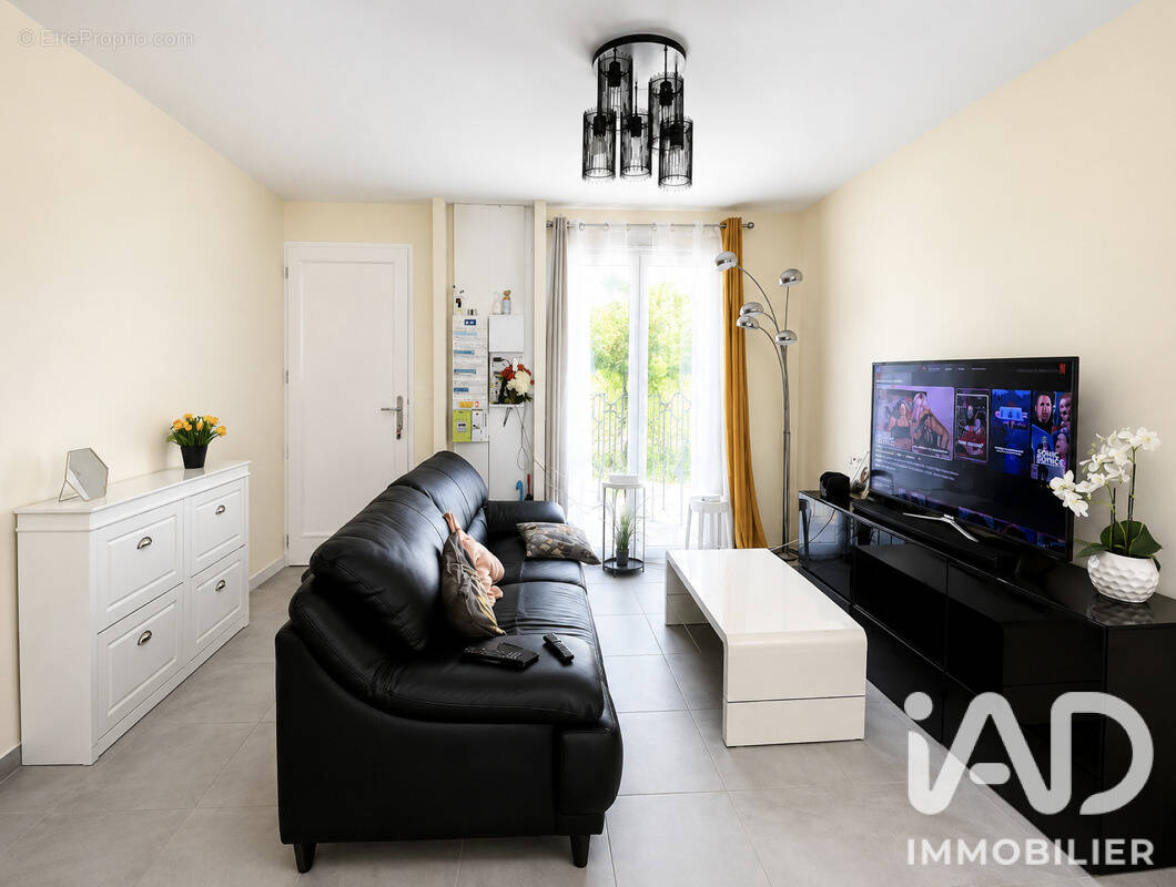 Photo 1 - Maison à CHAMARANDE