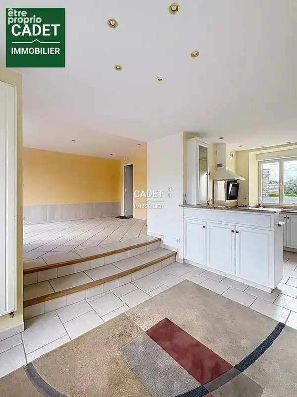 Maison 9 pièces 206 m² à vendre à Villedieu-Les-Poeles (50800) - photo 2
