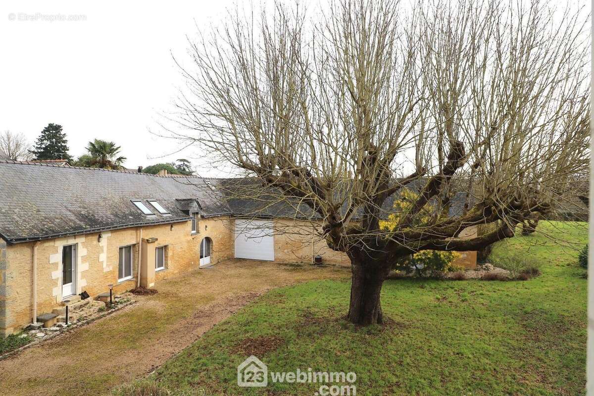 Dépendance rénovée. - Maison à CHAVAGNES