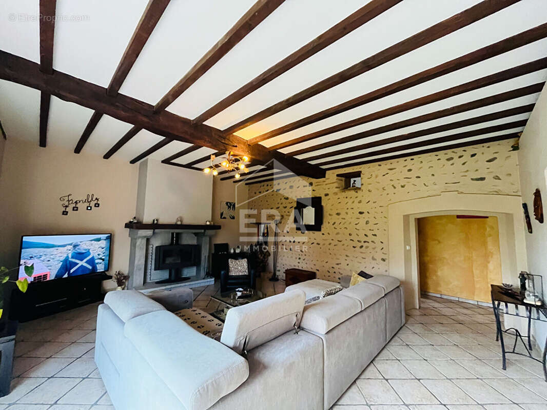 Maison à PUJO