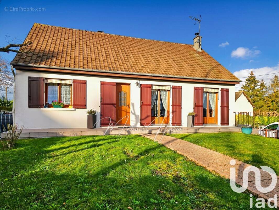 Photo 1 - Maison à MOUSSEAUX-LES-BRAY