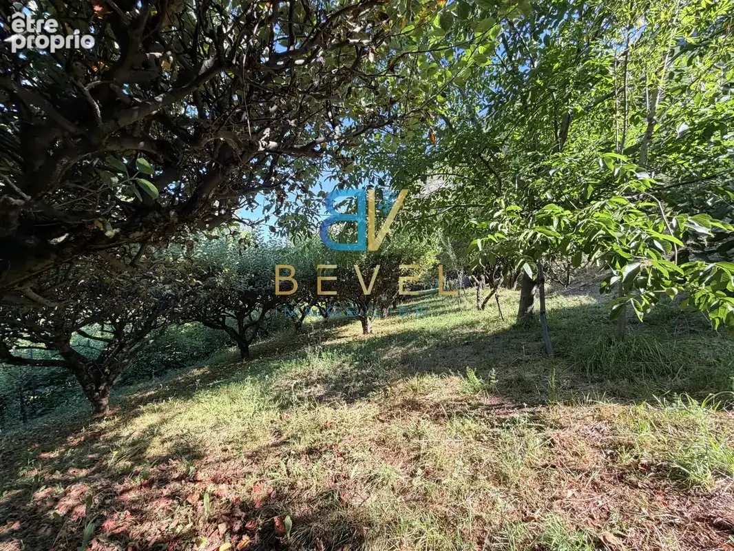 À vendre   exclusivité  (73) saint-julien-mont-denis   terrain de 1 446 m2 dont 760 m2 constructibles - photo 12