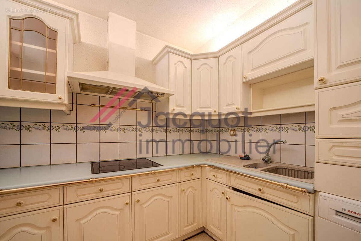 Appartement à LONS-LE-SAUNIER