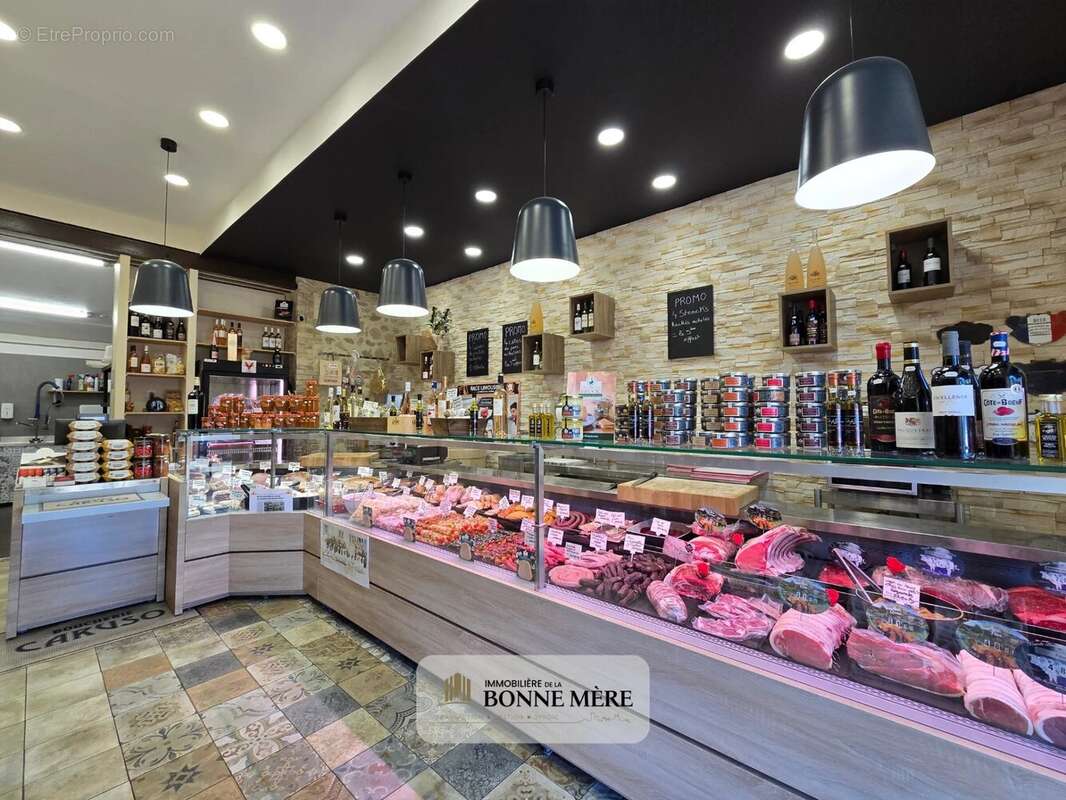 Commerce à MARSEILLE-11E