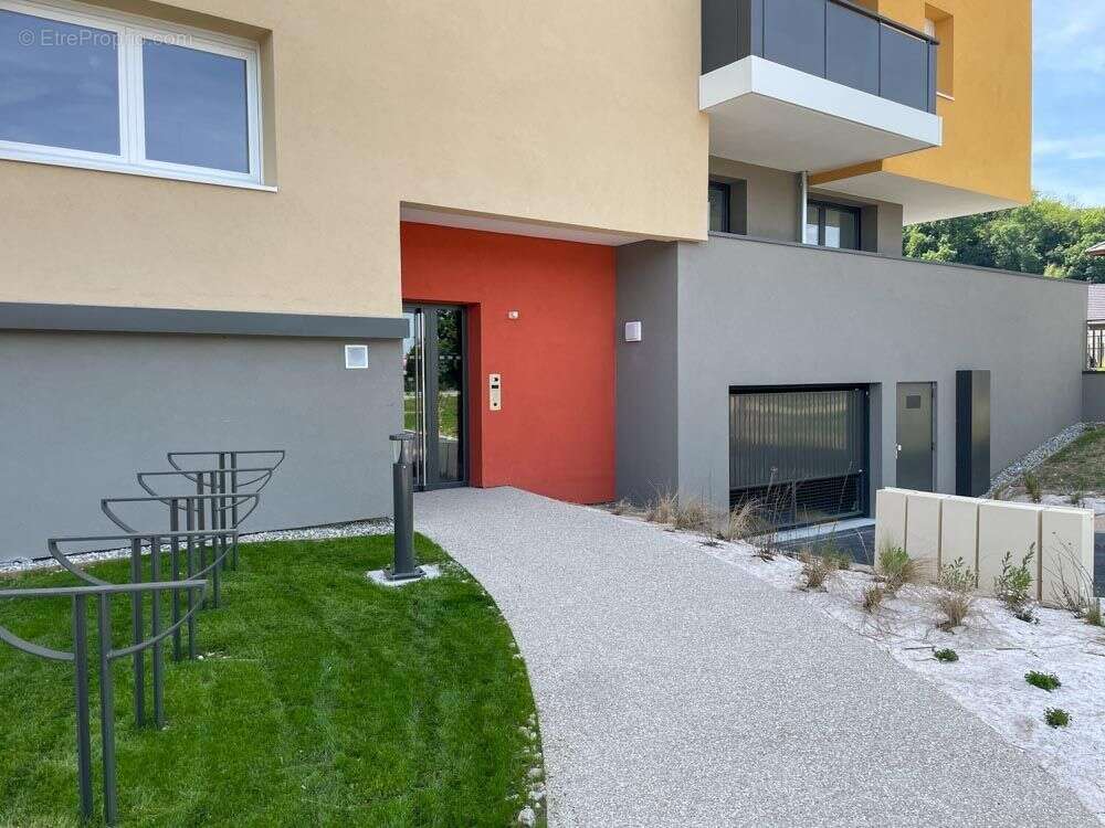 Appartement à COGNIN