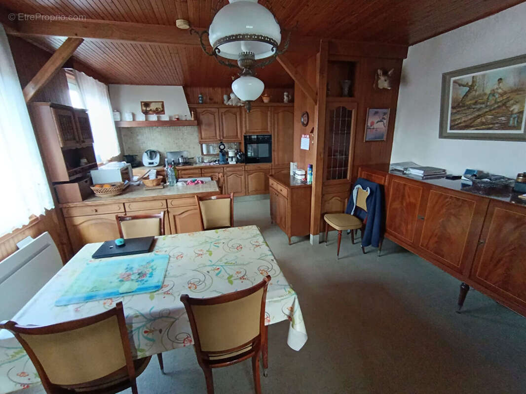 Maison à SAINTE-FLAIVE-DES-LOUPS