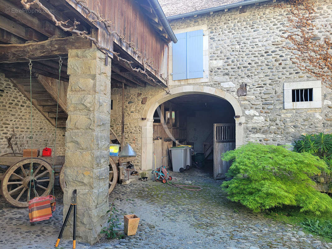 Maison à PARDIES-PIETAT