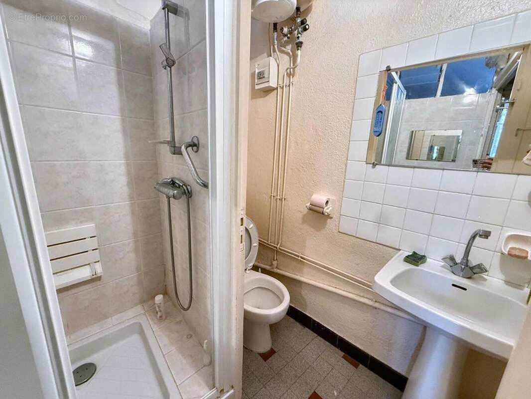   - Maison à JAUJAC