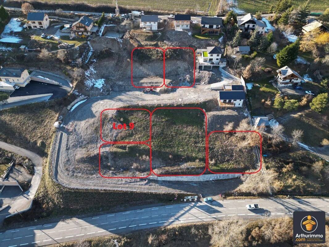 Terrain à CHATEAUROUX-LES-ALPES