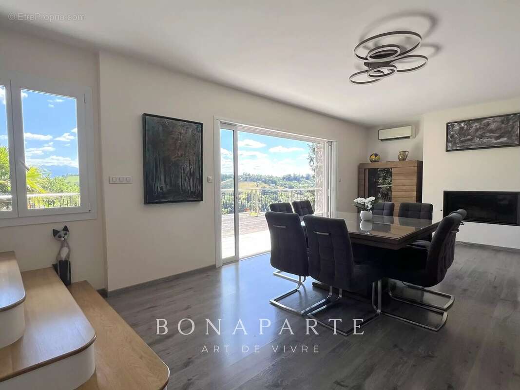 Pau coteaux sud – maison vue pyrénées  4 chambres + sous-sol 70 m² - photo 6
