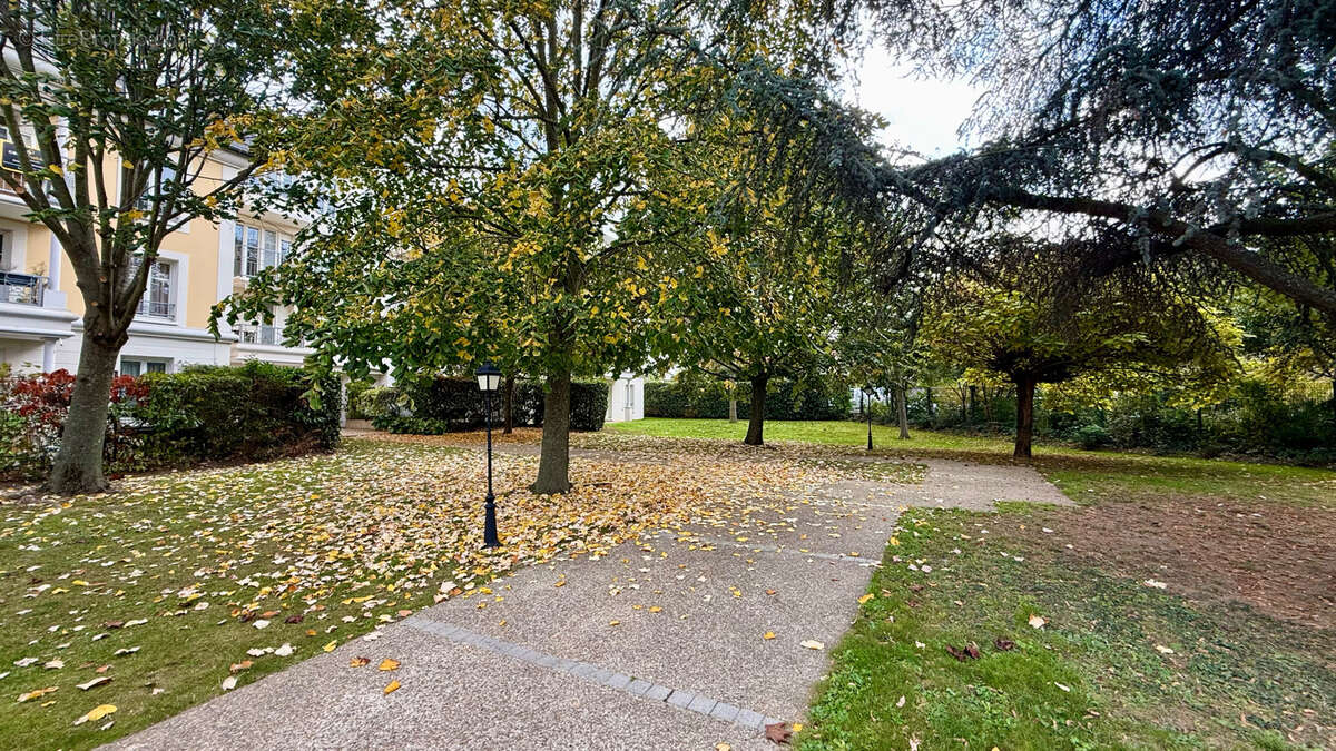Appartement à SAINT-GRATIEN