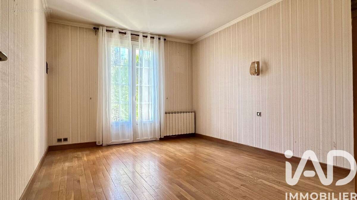 Photo 5 - Maison à NAZELLES-NEGRON