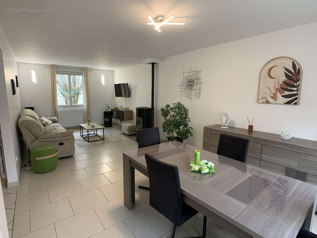 Maison à MAREUIL-LES-MEAUX