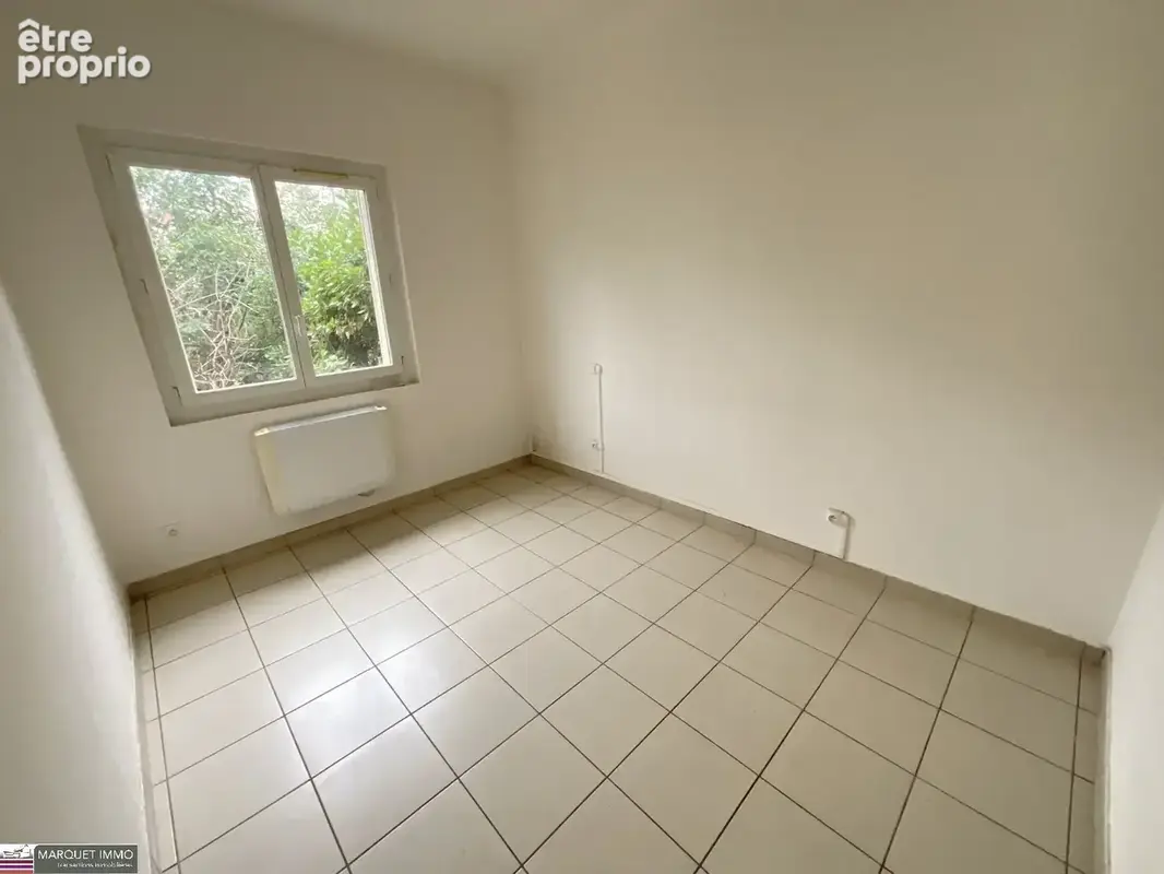 Une opportunité rare sur Béziers - Font-Neuve !!! Cette agréable villa T3 de plain-pied offrant 60 m² habitables, construite en  - photo 19