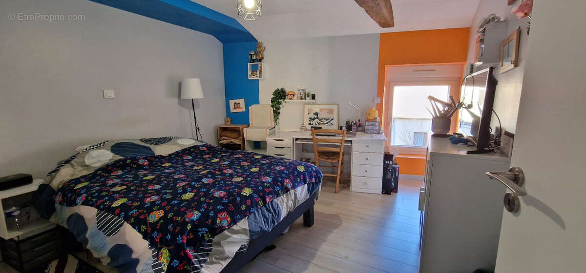 Maison à VILLEDIEU-LA-BLOUERE