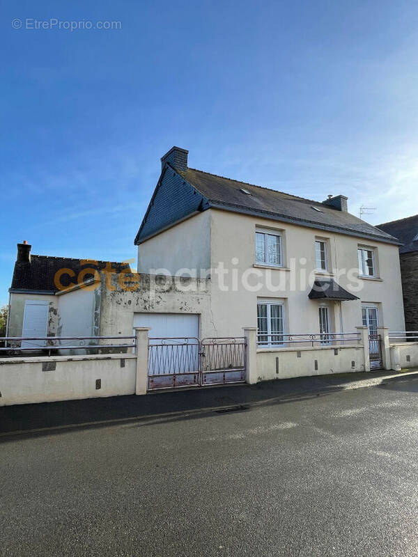 Maison à NAIZIN