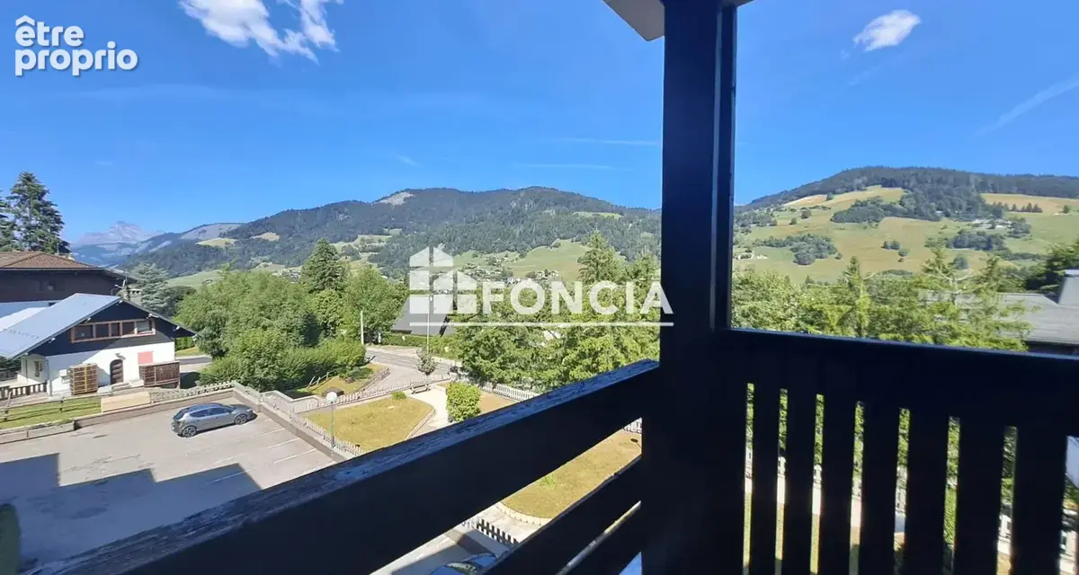 Appartement idéalement situé au pied du domaine skiable de Rochebrune, à quelques minutes à pied du centre-ville de Megève ! - photo 2