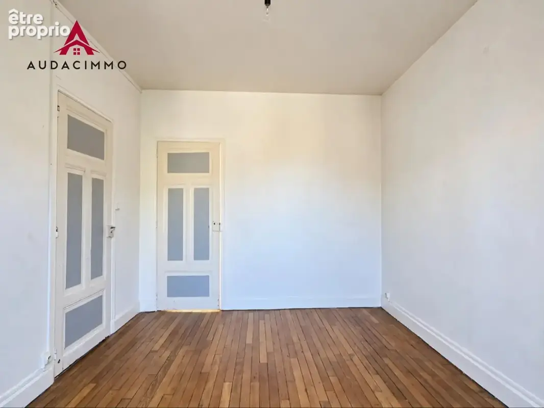 Immeuble de deux logements avec garage, dépendance et jardin - photo 3