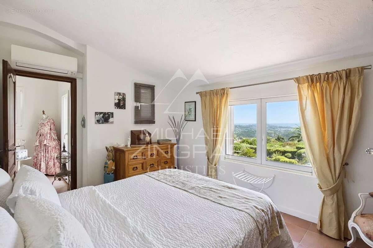 Maison à PEYMEINADE