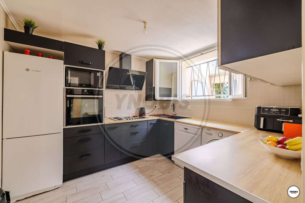 Maison à LES MUREAUX