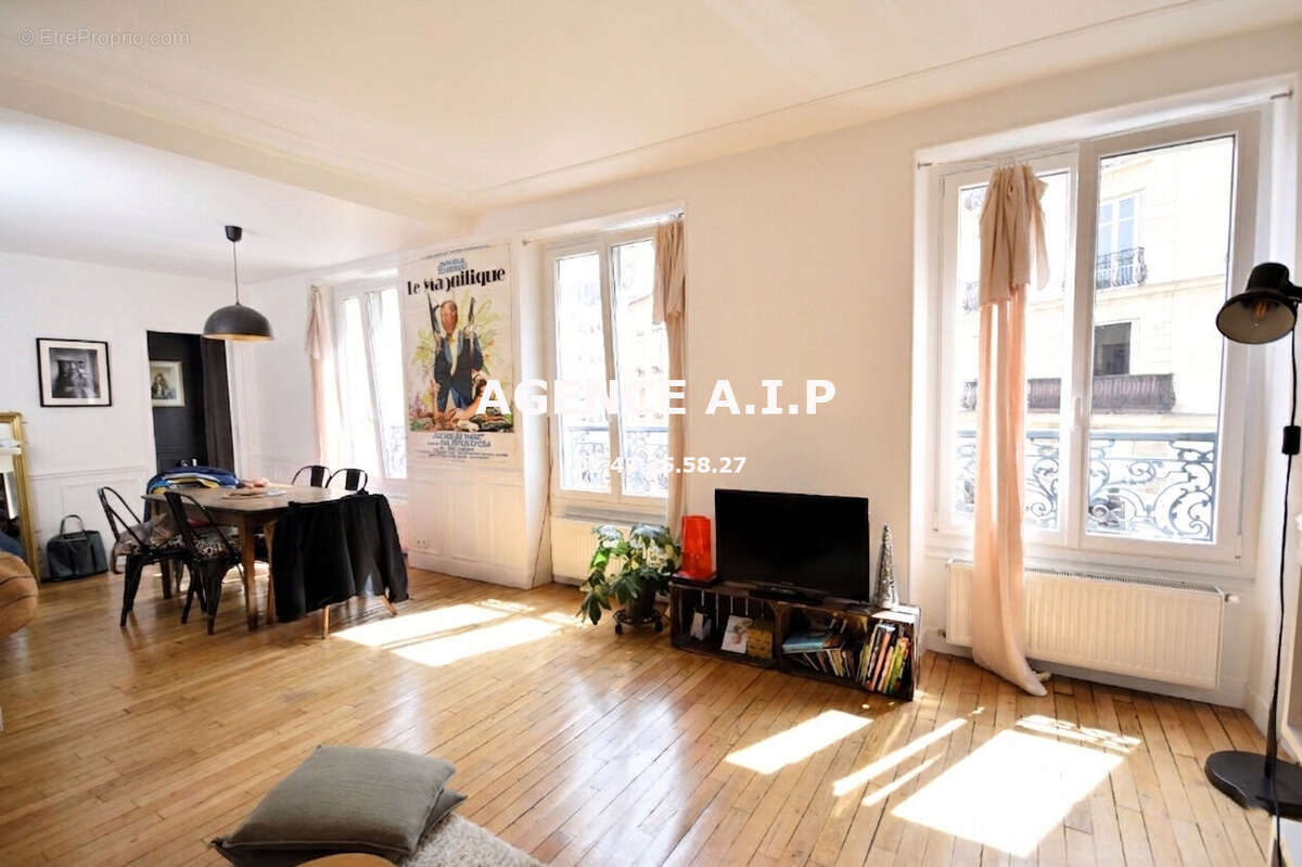 Appartement à PARIS-18E