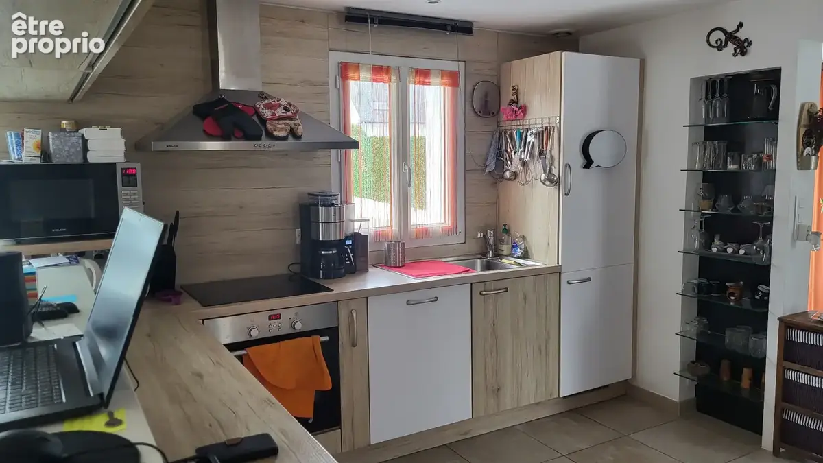 Maison de standing à vendre à Belle-Île-en-Mer, avec cinq chambres et spa extérieur - photo 3