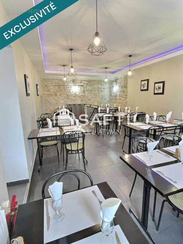 Photo 3 - Commerce à TRIEL-SUR-SEINE