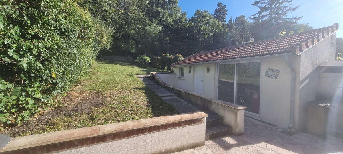 Maison à MONTMORENCY