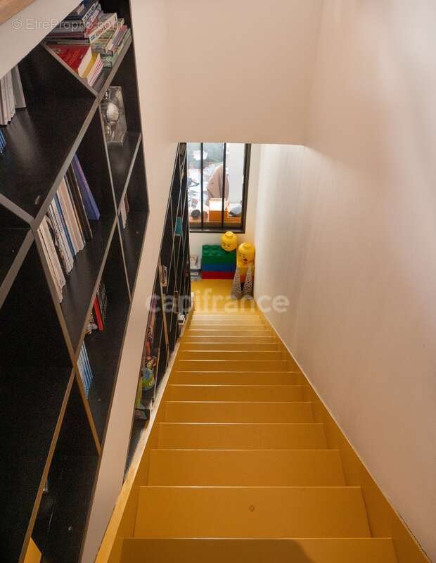 Demeure d'exception au coeur de l'ancienne rue Royale, 6 pièces, 290 m2 avec petit patio  (32) - photo 37