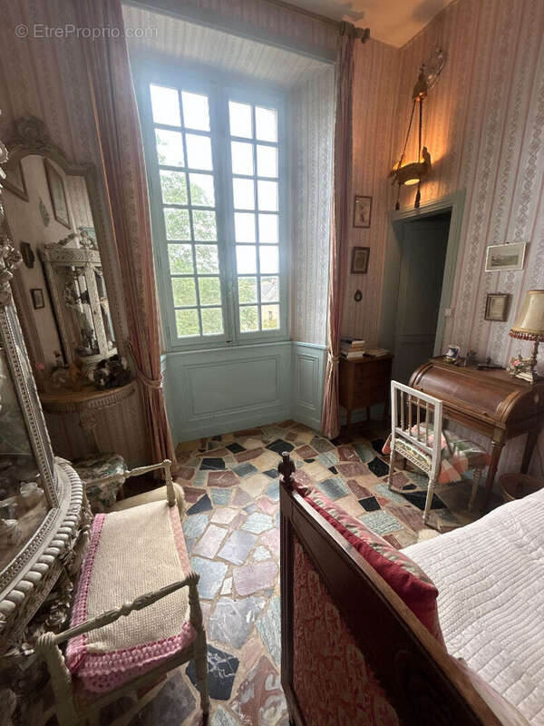 Maison à PARNE-SUR-ROC