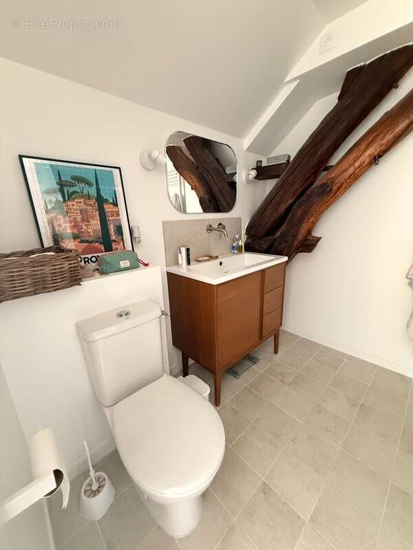 Maison en pierre entièrement rénovée, 95m², avec dépendances, terrain de 1154m² 148 000 € - photo 16