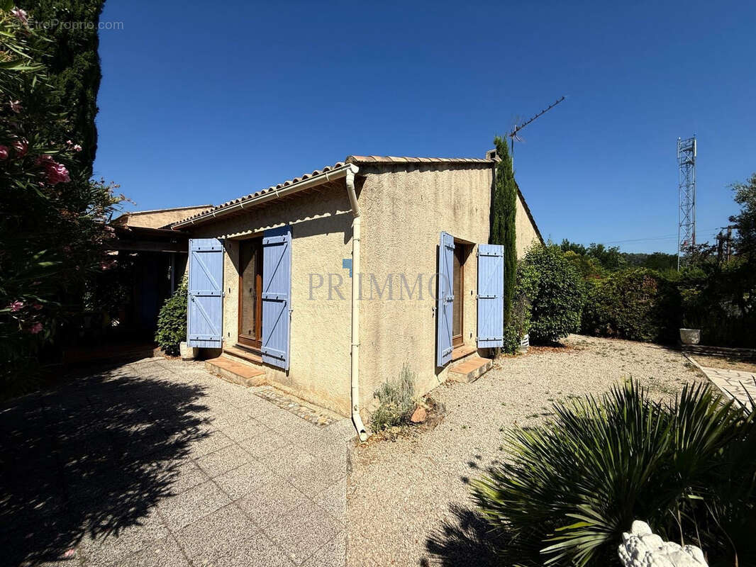 Villa de plain pied sur 668 m2 aux arcs sur argens - photo 15