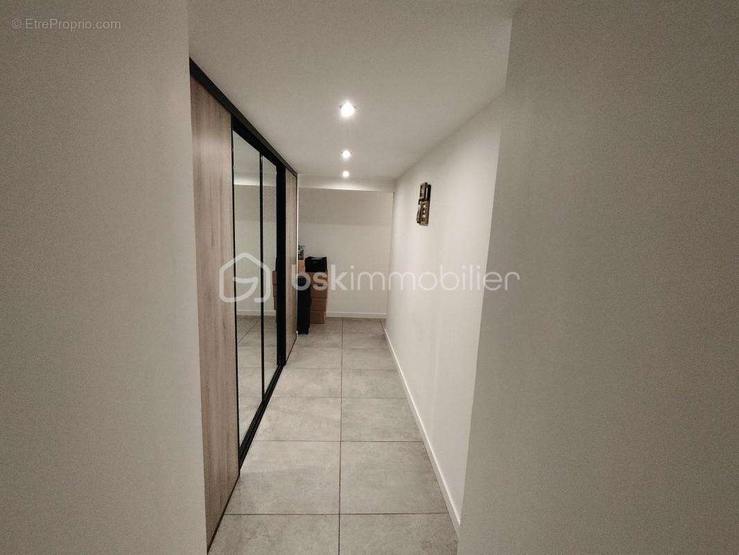 Maison à CHATEAUNEUF-SUR-SARTHE