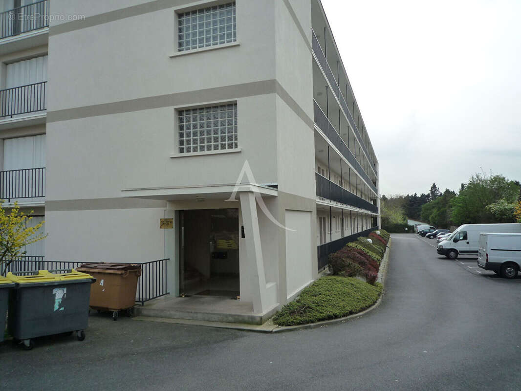 Appartement à ERMONT