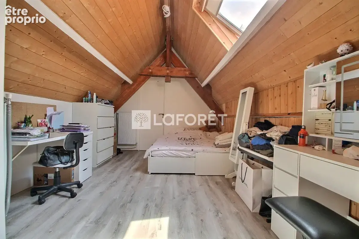 Maison non mitoyenne au calme d'une impasse - photo 9